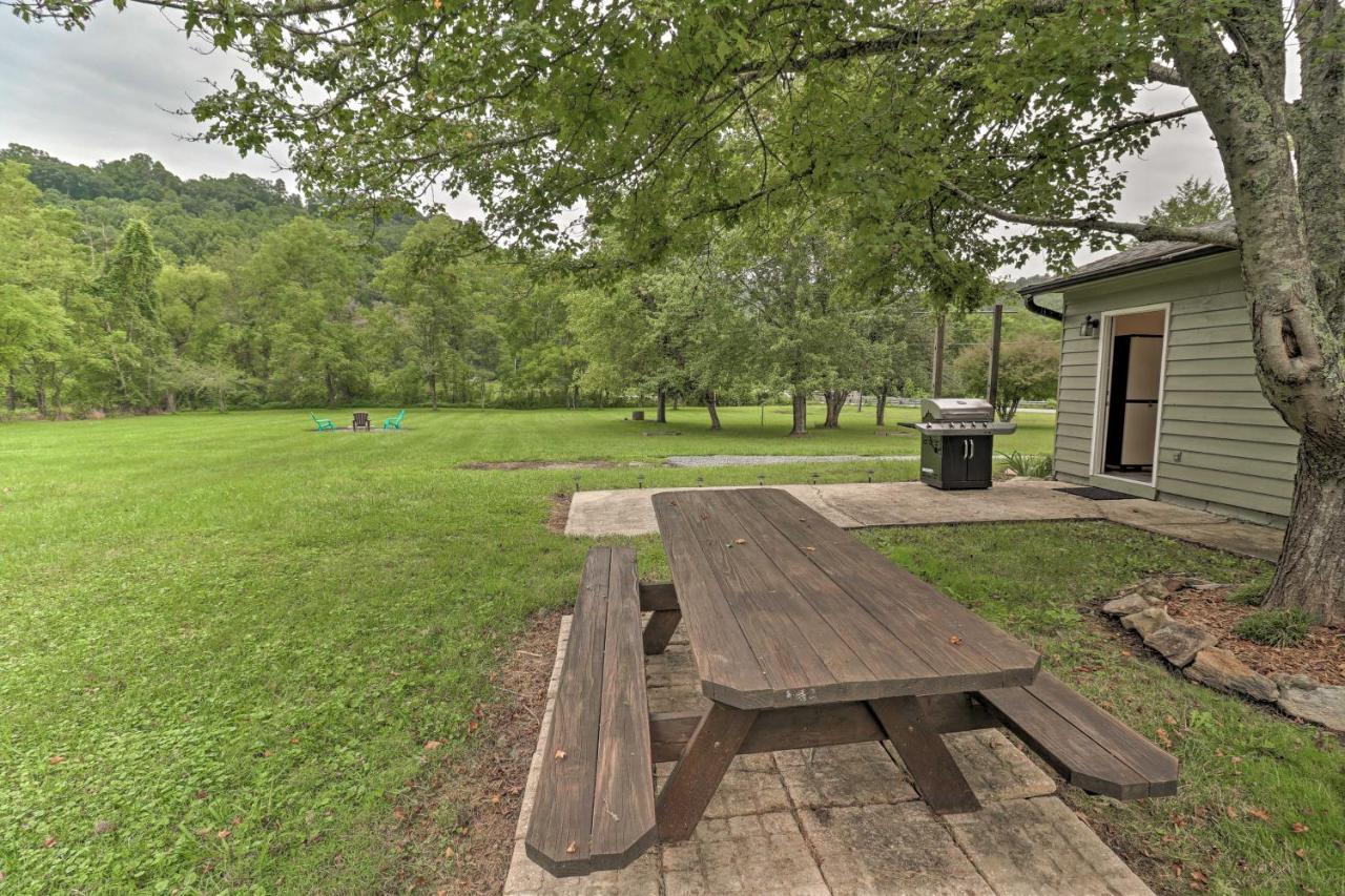Hendersonville Home With Fire Pit 5 Mi To Downtown! Zewnętrze zdjęcie