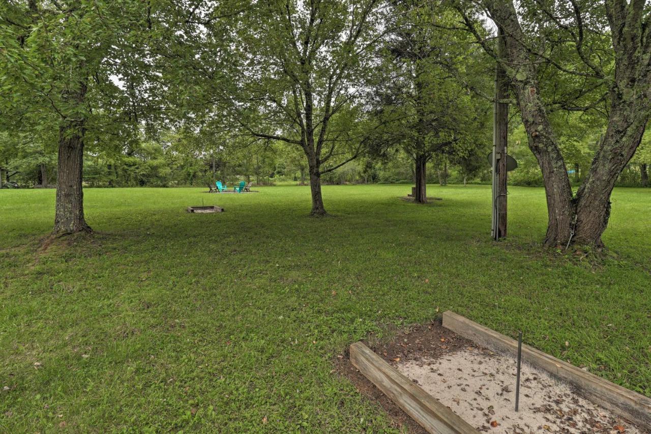 Hendersonville Home With Fire Pit 5 Mi To Downtown! Zewnętrze zdjęcie